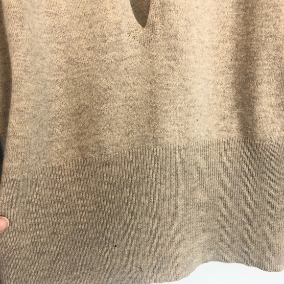 Vince Cashmere Open Back Sweater - Picture 5 of 8